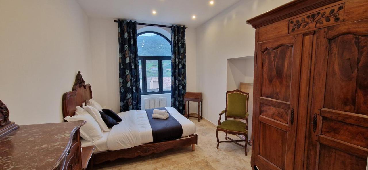 Bel & Ancien Appartement T3 Renove Dans Sartene Экстерьер фото